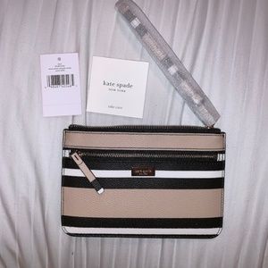 PRICE DROP! NWT Kate Spade Wristlet